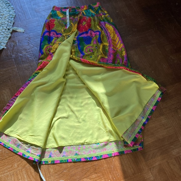 Vintage paisley maxi wrap skirt - Picture 11 of 12